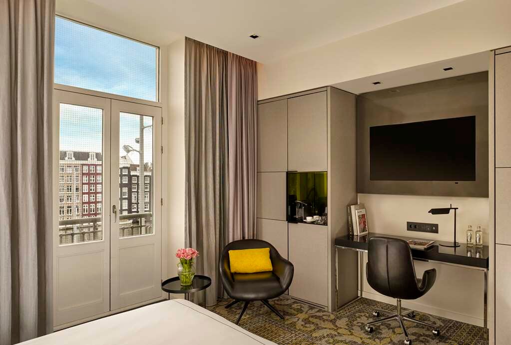 Фото Park Plaza Victoria Amsterdam