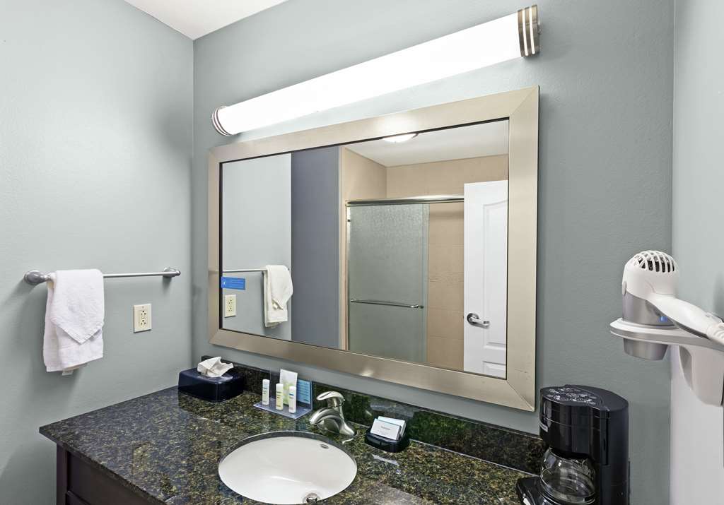 Фото Hampton Inn & Suites Shreveport/Bossier City Airline Dr, La