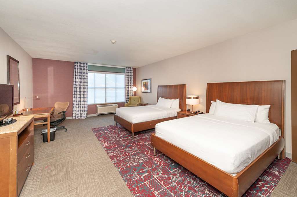 Фото Hilton Garden Inn Preston Casino Area