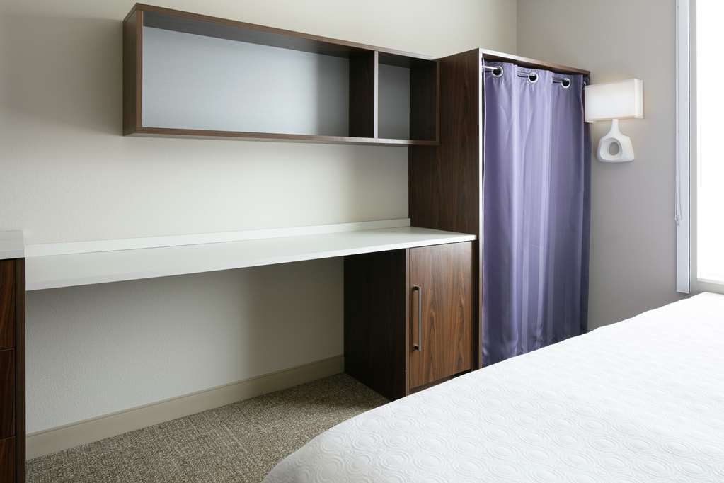 Фото Home2 Suites by Hilton Menomonee Falls Milwaukee