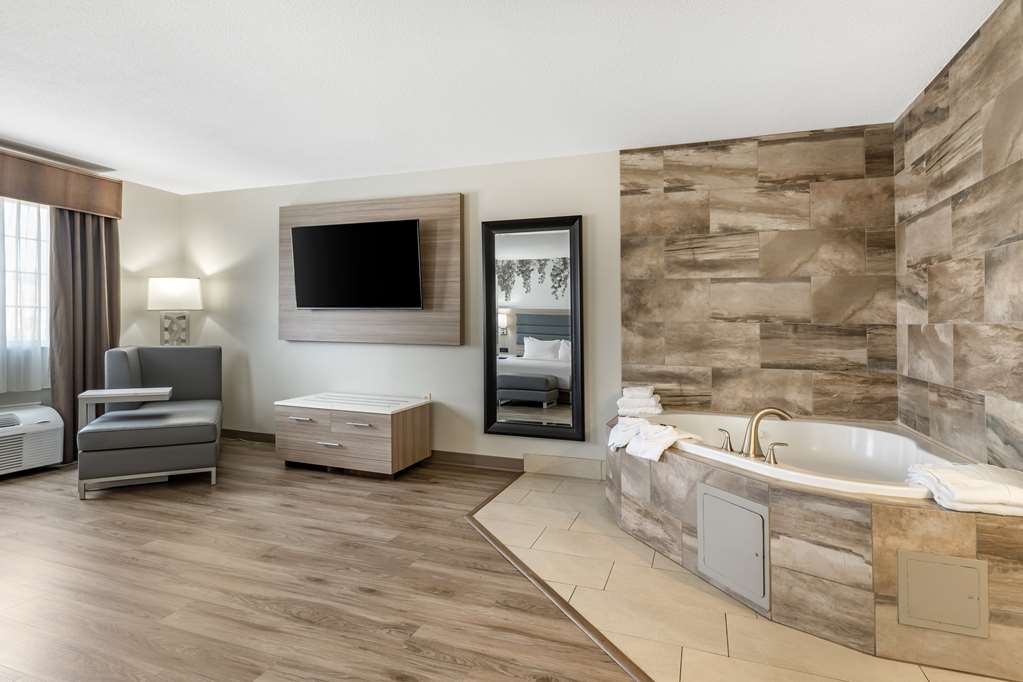 Фото Best Western Plus Vineyard Inn