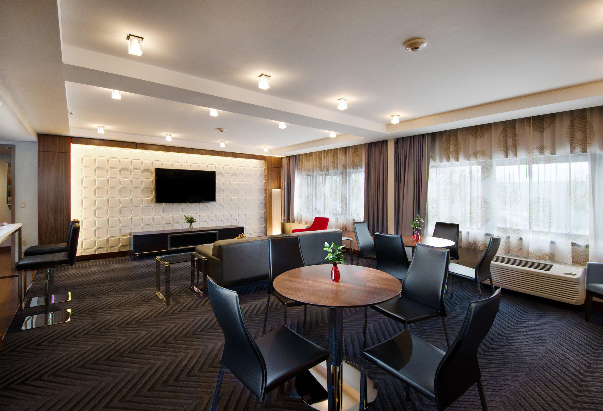 Фото Crowne Plaza Princeton, an Ihg Hotel