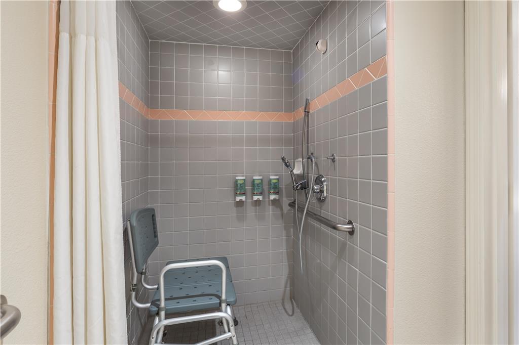 Фото Best Western Luxury Inn