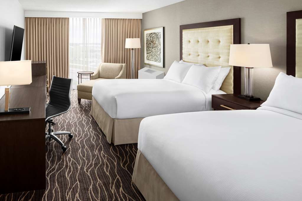 Фото Hilton Kansas City Airport