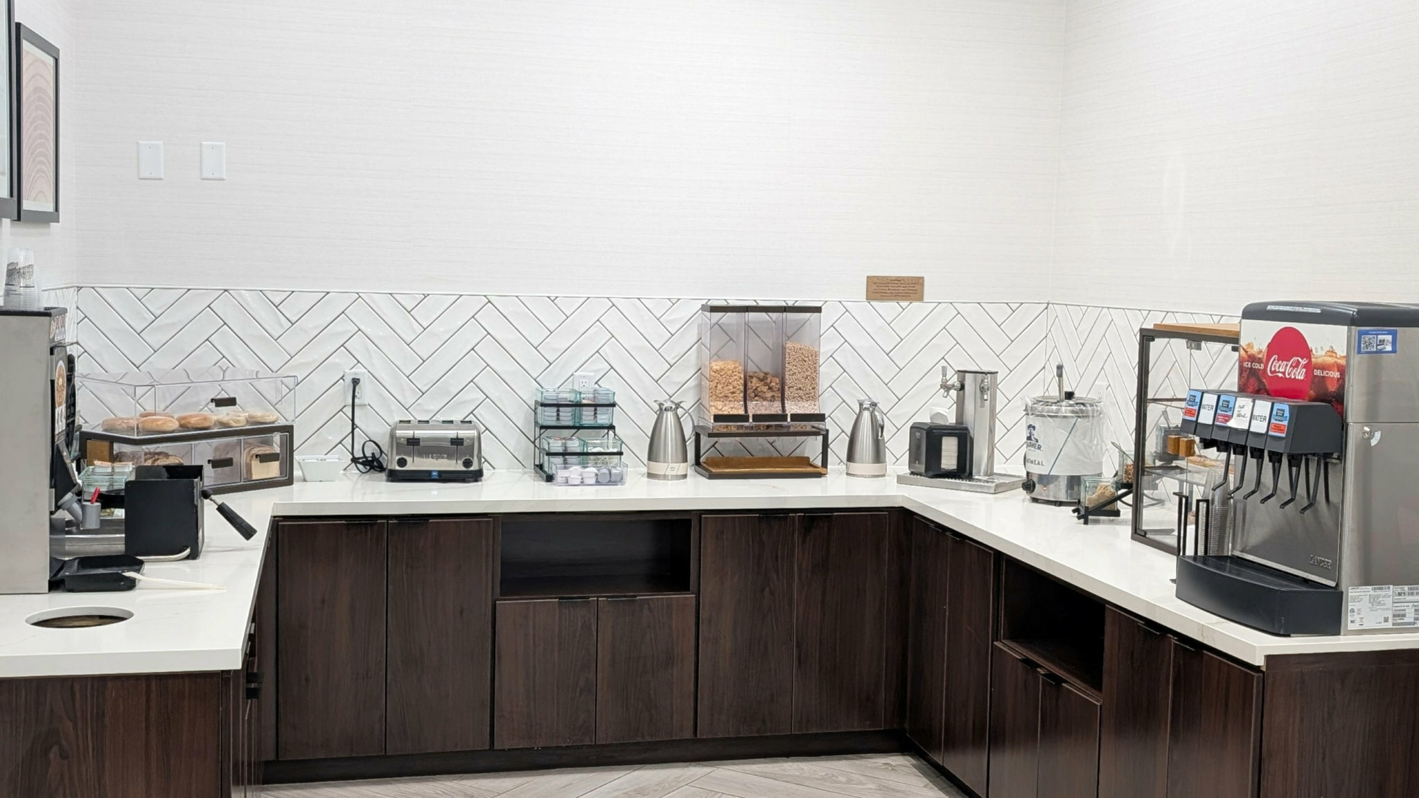 Фото Staybridge Suites Bismarck, an Ihg Hotel