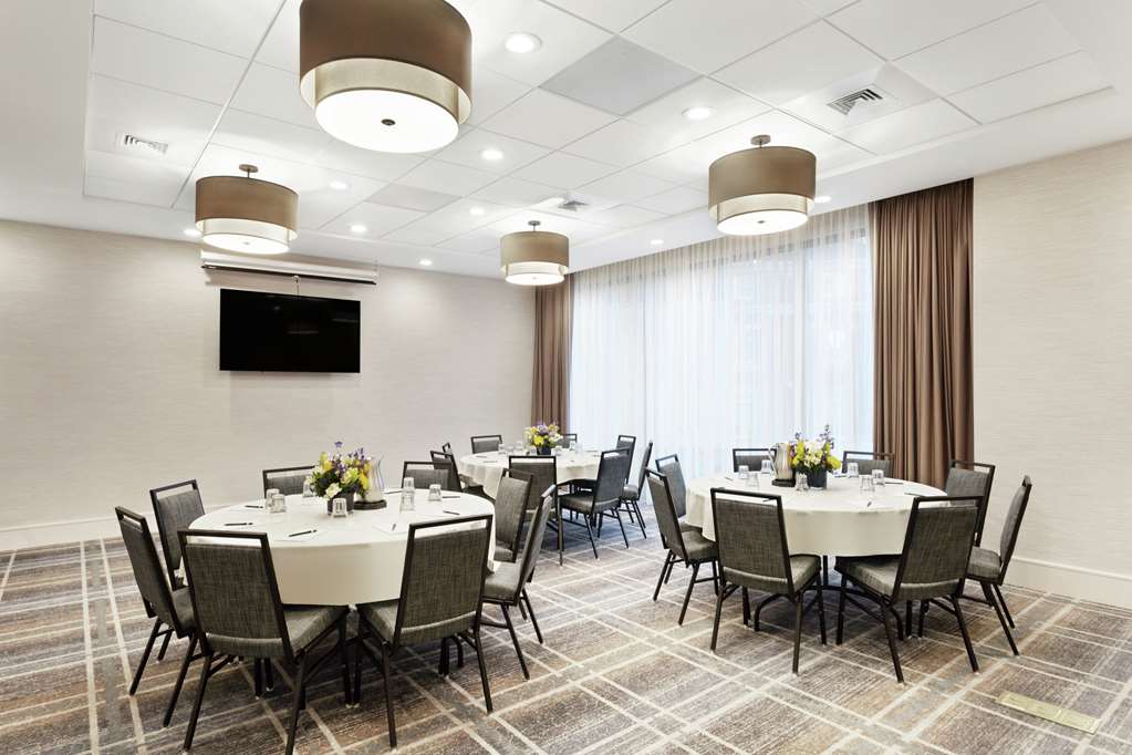 Фото Homewood Suites by Hilton Providence Downtown