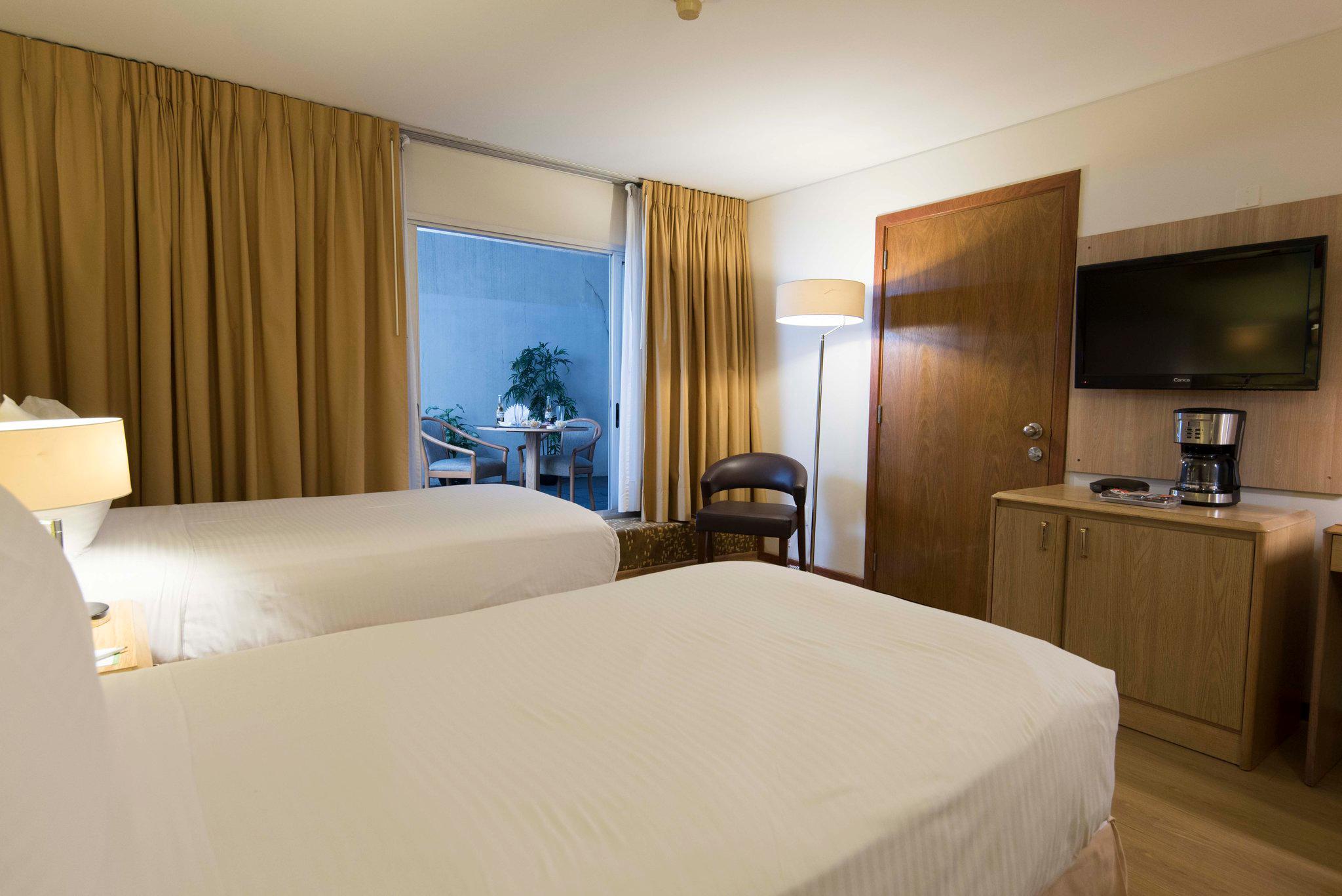 Фото Holiday Inn Montevideo, an Ihg Hotel