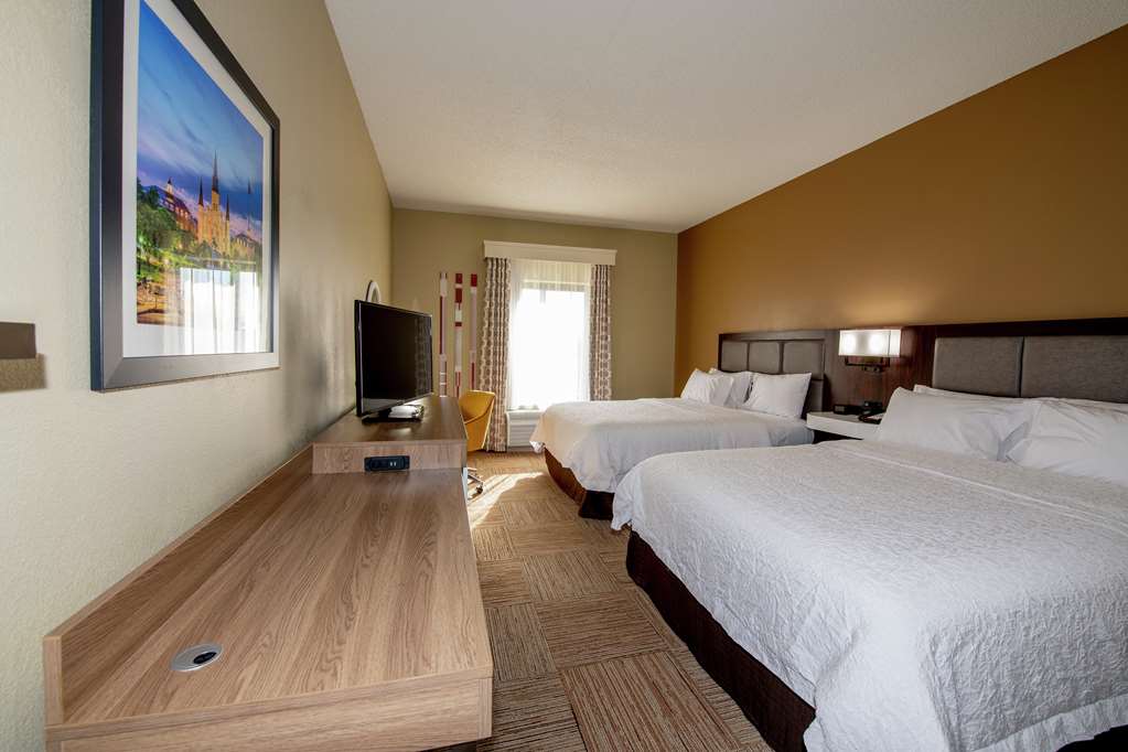 Фото Hampton Inn & Suites Lafayette