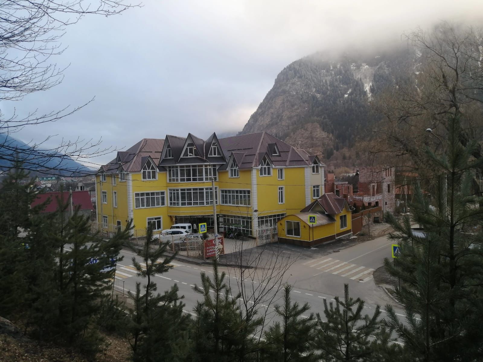 Фото У Аллы