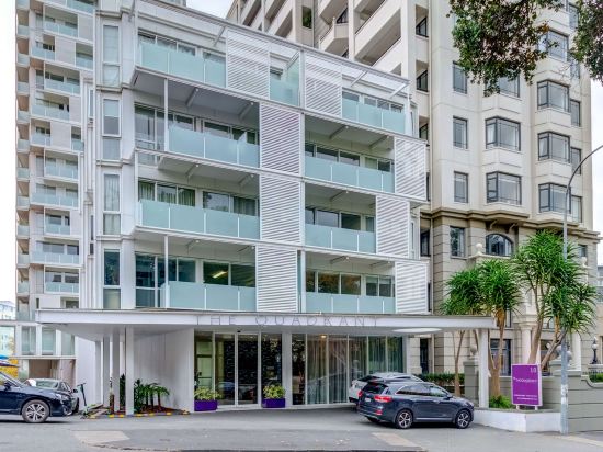 Фото The Quadrant Hotel & Suites