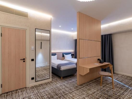 Фото Renion City Hotel