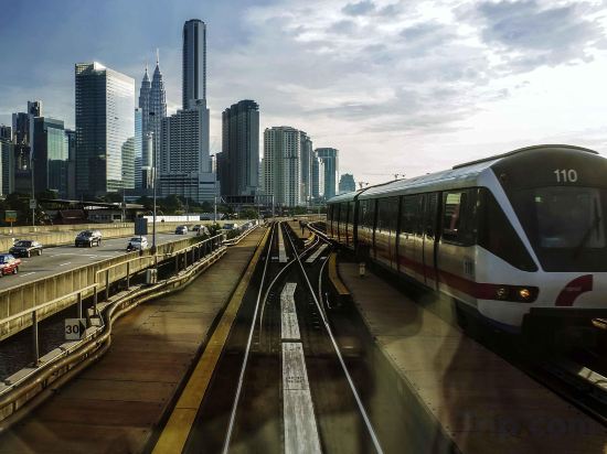 Фото Mercure Kuala Lumpur Shaw Parade