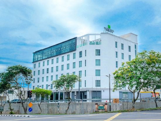 Фото Fuller Hotel Kulim