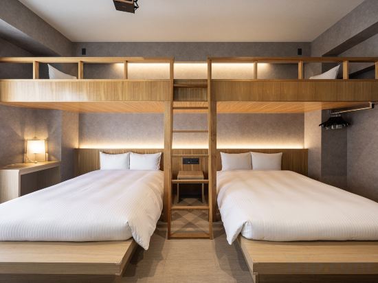 Фото Lacer Okinawa Naha Tomariport