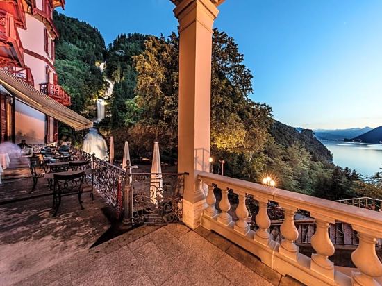 Фото Grandhotel Giessbach