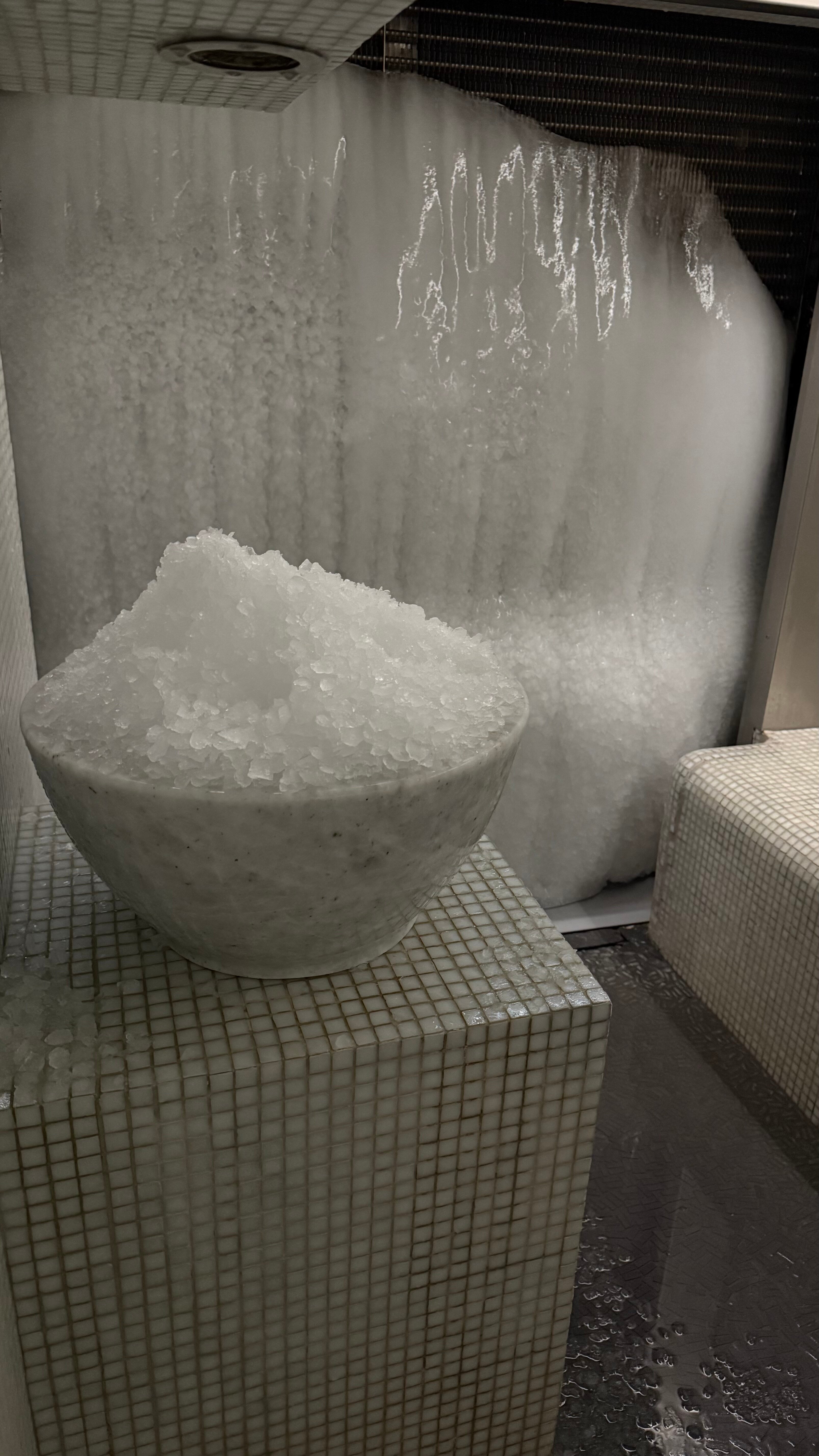 Фото Paragraph Freedom Square, a Luxury Collection Hotel