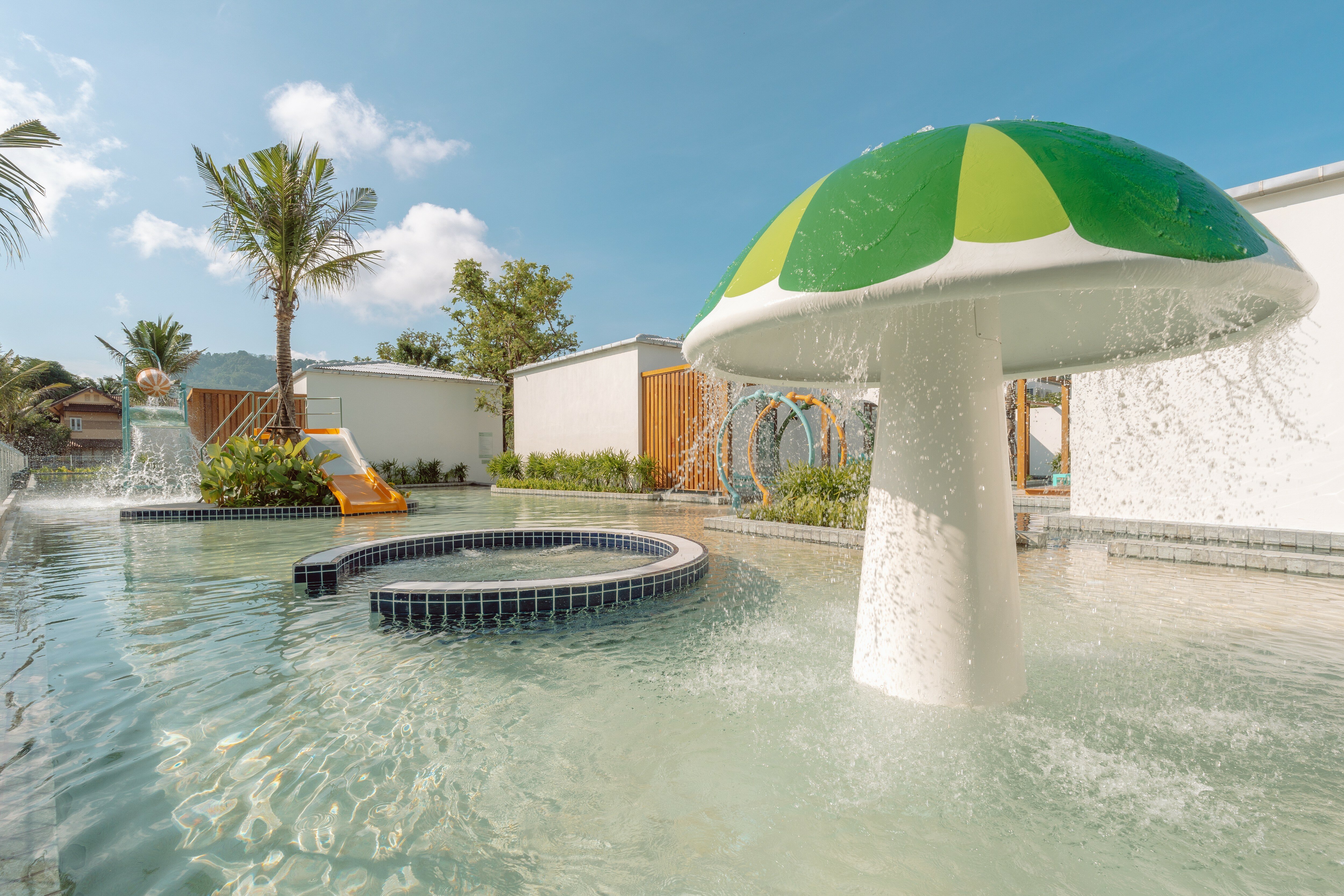 Фото Sugar Marina Resort LAGOON Villas Nai Yang Beach