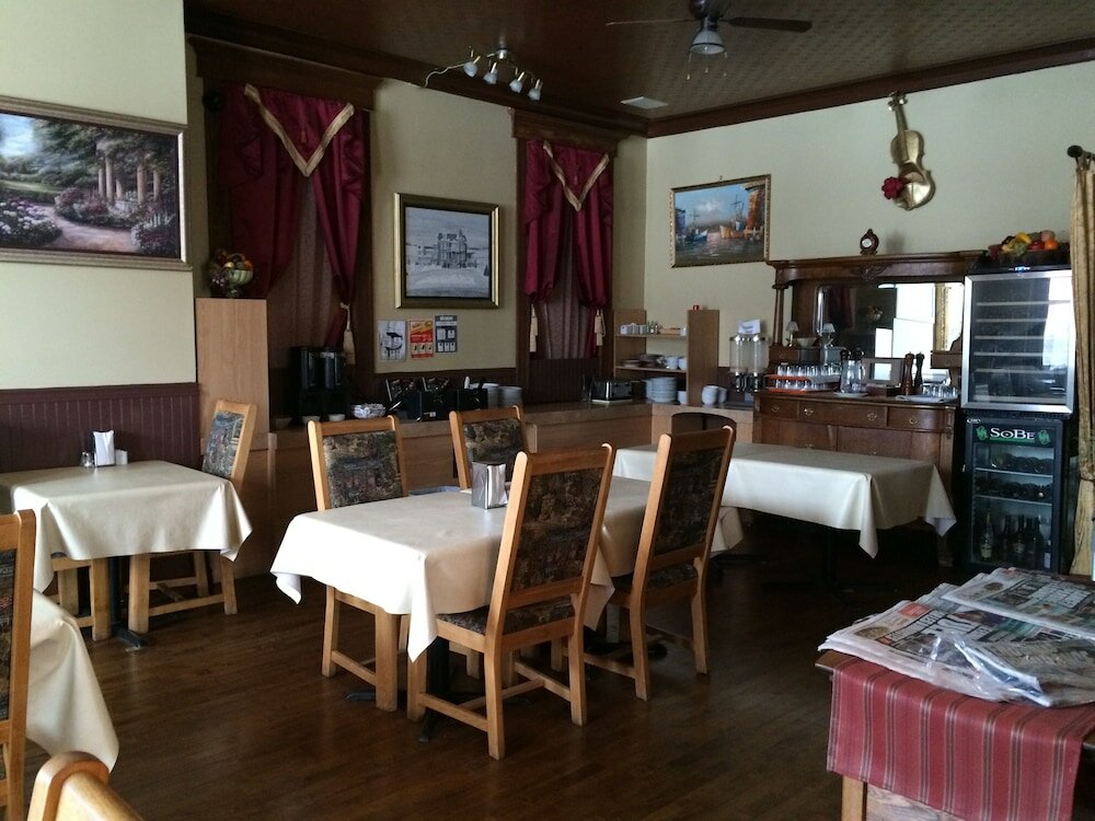 Фото Auberge Montebello