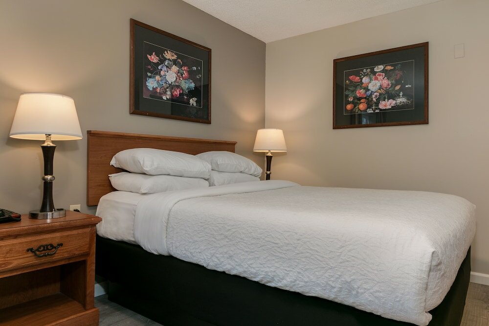 Фото Courtesy Inn Eugene Downtown