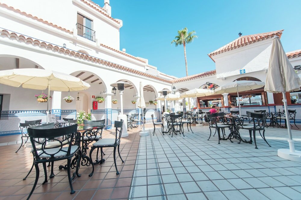 Фото Apartamentos Beverly Hills Heights - Excel Hotels & Resorts