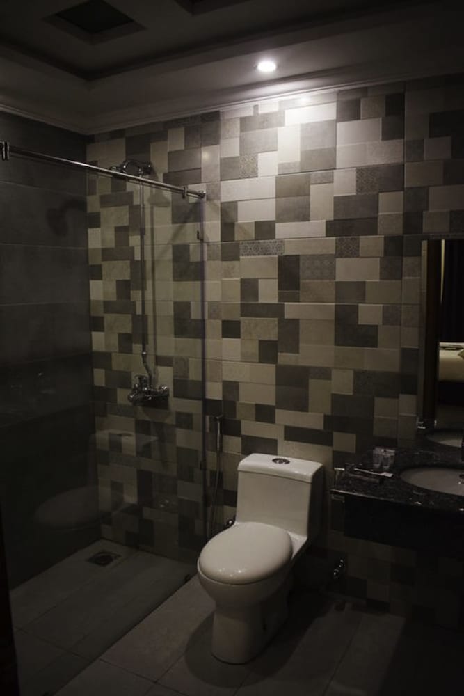 Фото Grand Millennium Hotel