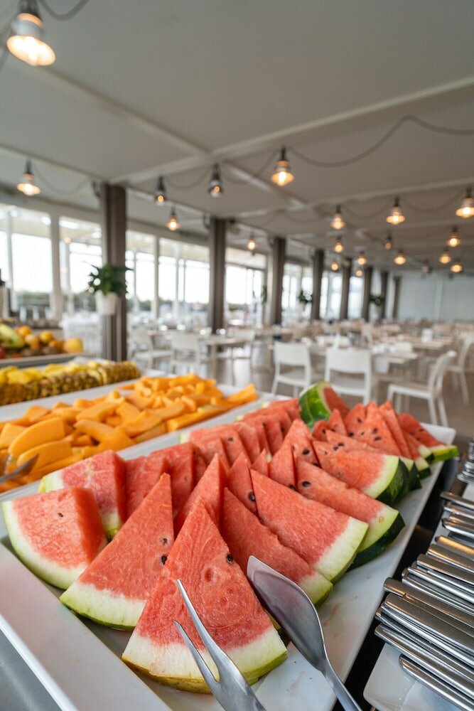 Фото Nautilus Family Hotel