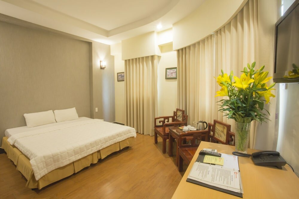 Фото My Lan Hotel Hanoi