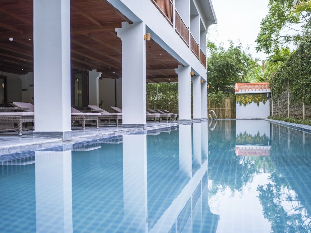 Фото Vinh Hung Old Town Hotel