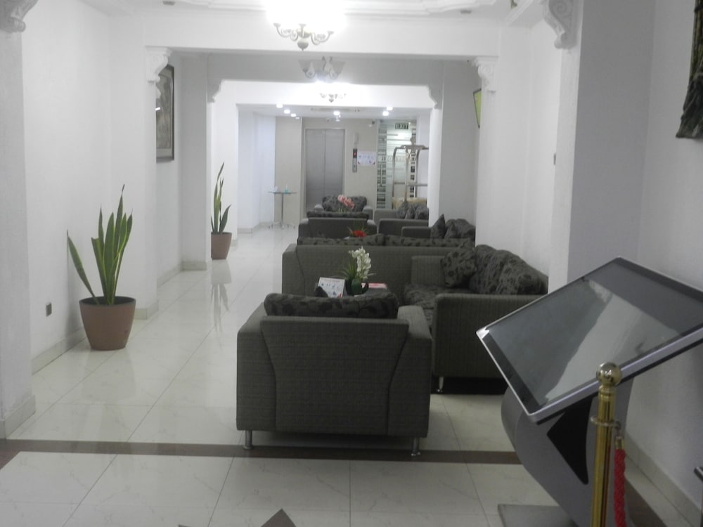 Фото Pearl City Hotel