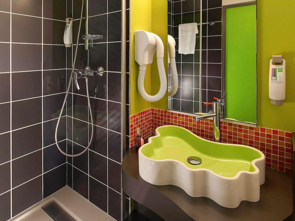 Фото ibis Styles Lyon Villeurbanne Le Parc de la Tete d'Or