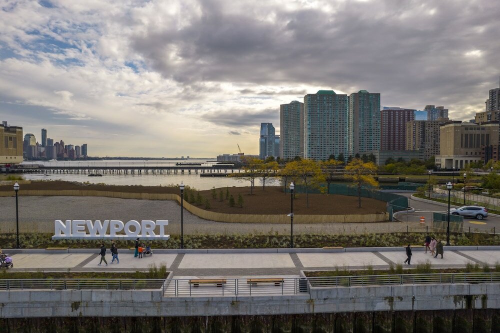 Фото The Westin Jersey City Newport