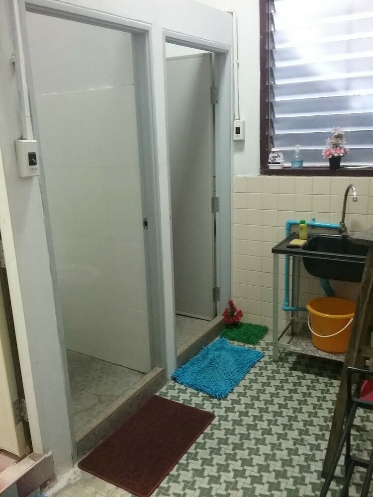 Фото Danee Hostel