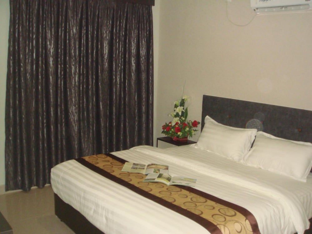 Фото City Central Hotel