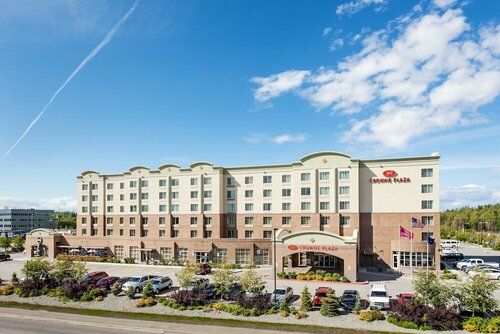 Внешний вид отеля Crowne Plaza Anchorage Midtown, an Ihg Hotel в Анкоридже, фото 1