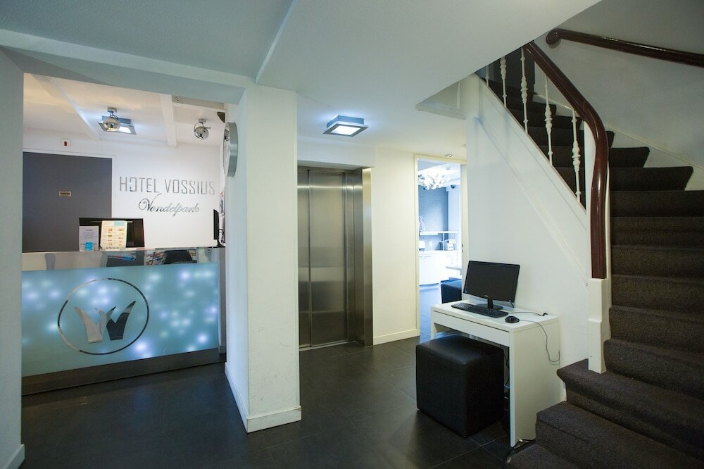 Фото Hotel Vossius Vondelpark