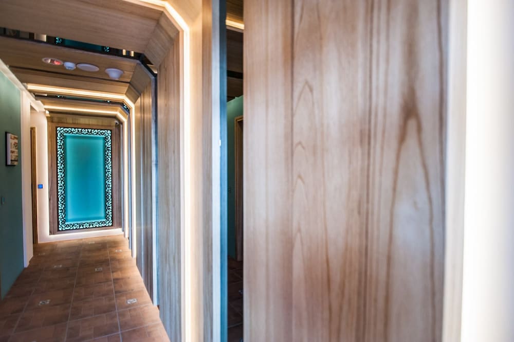 Фото Dreamer Boutique Hotel