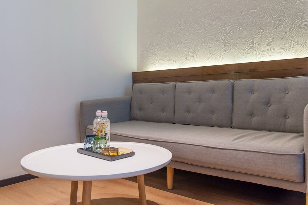 Фото Hangzhou Backlighting Inn