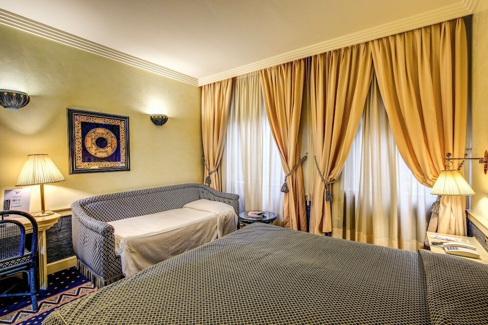 Фото Auriga Hotel