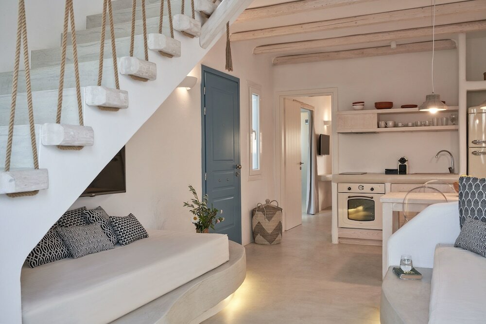 Фото Naxian Utopia Luxury Villas & Suites