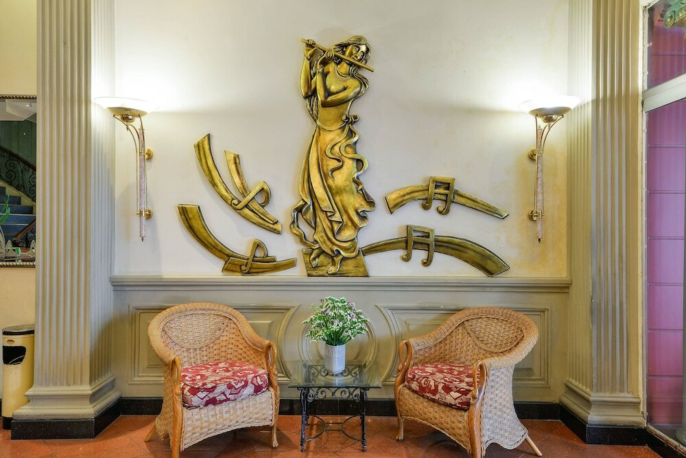 Фото The Spring Hotel