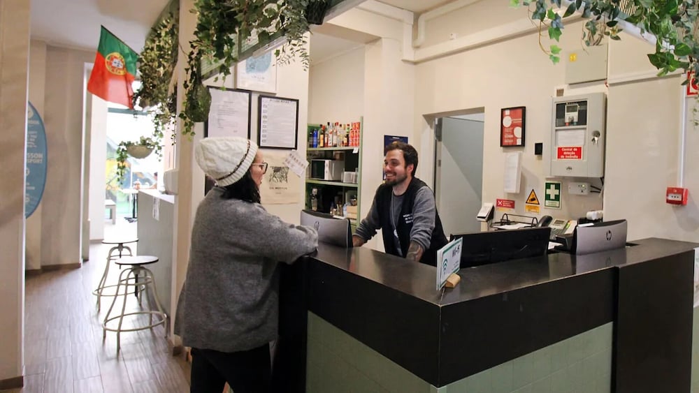 Фото Wot Lisbon Patio - Hostel