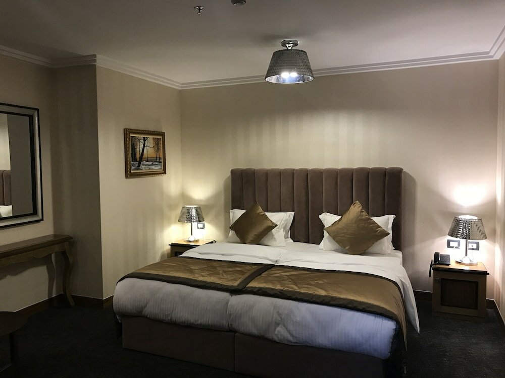 Фото Hotel Colosseo Tirana