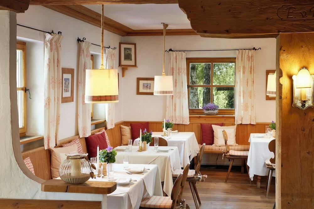 Фото Landsitz Römerhof - Hotel Apartments