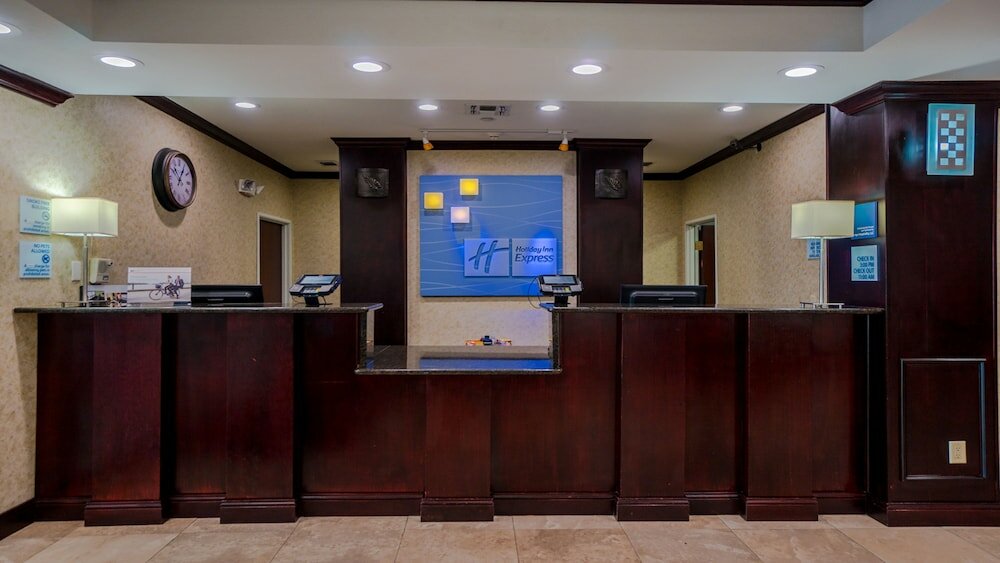 Фото Holiday Inn Express & Suites Pampa, an Ihg Hotel