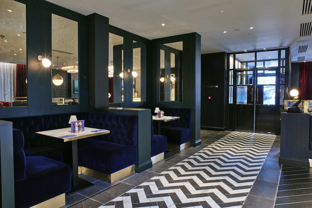 Фото Le Monde Hotel