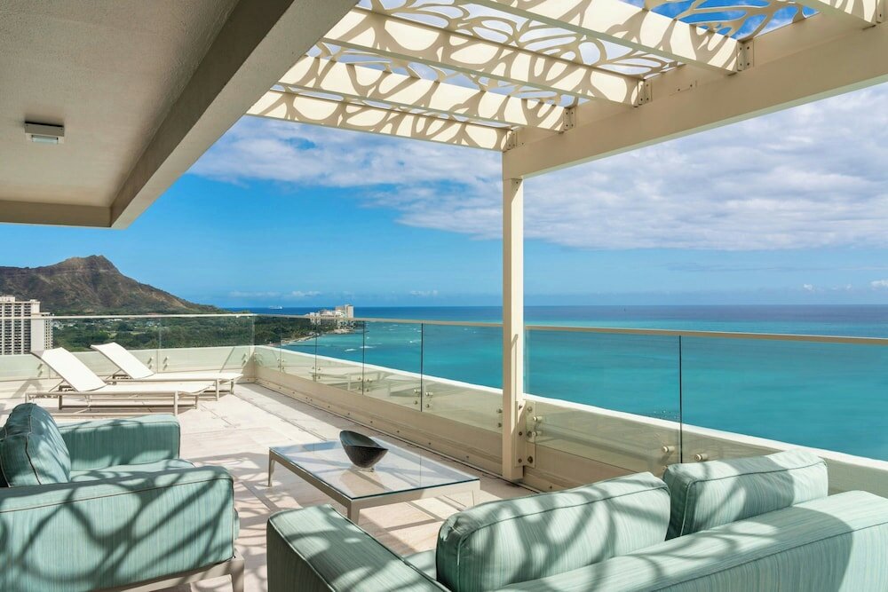 Фото Moana Surfrider, A Westin Resort & SPA, Waikiki Beach