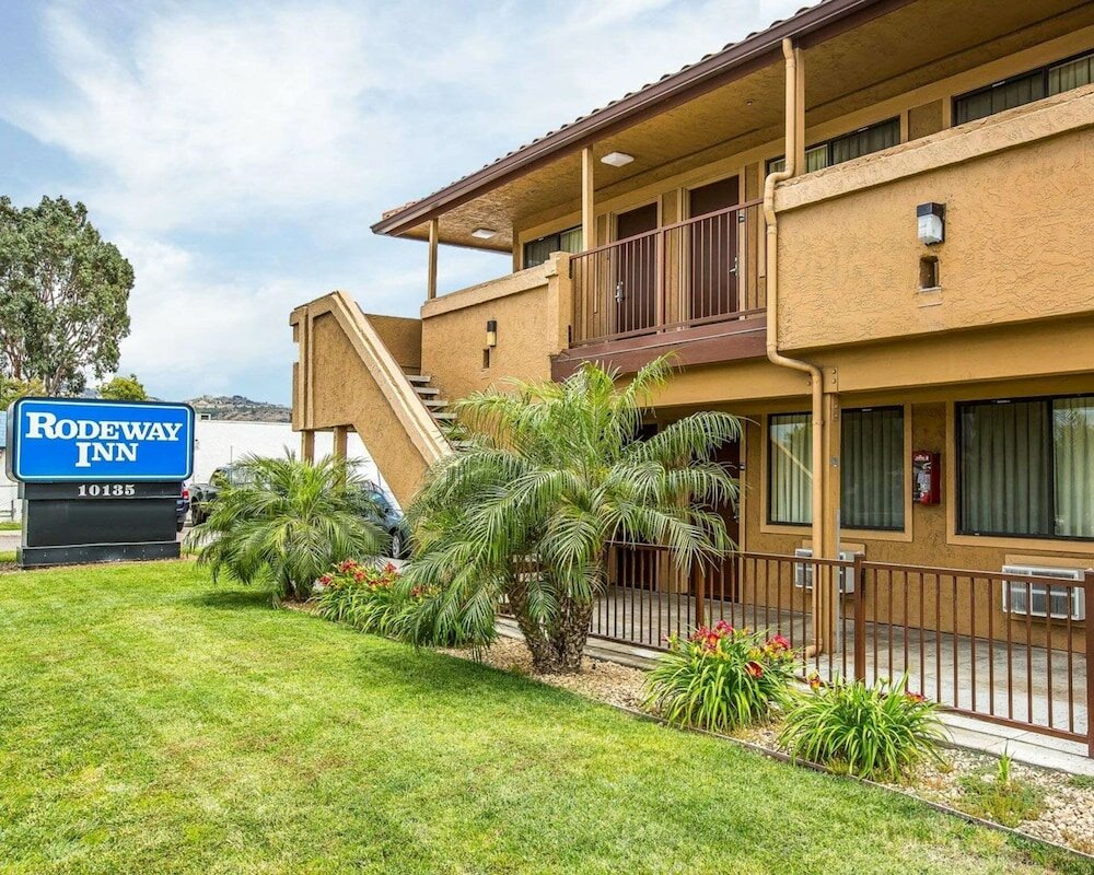 Фото Rodeway Inn Santee San Diego East