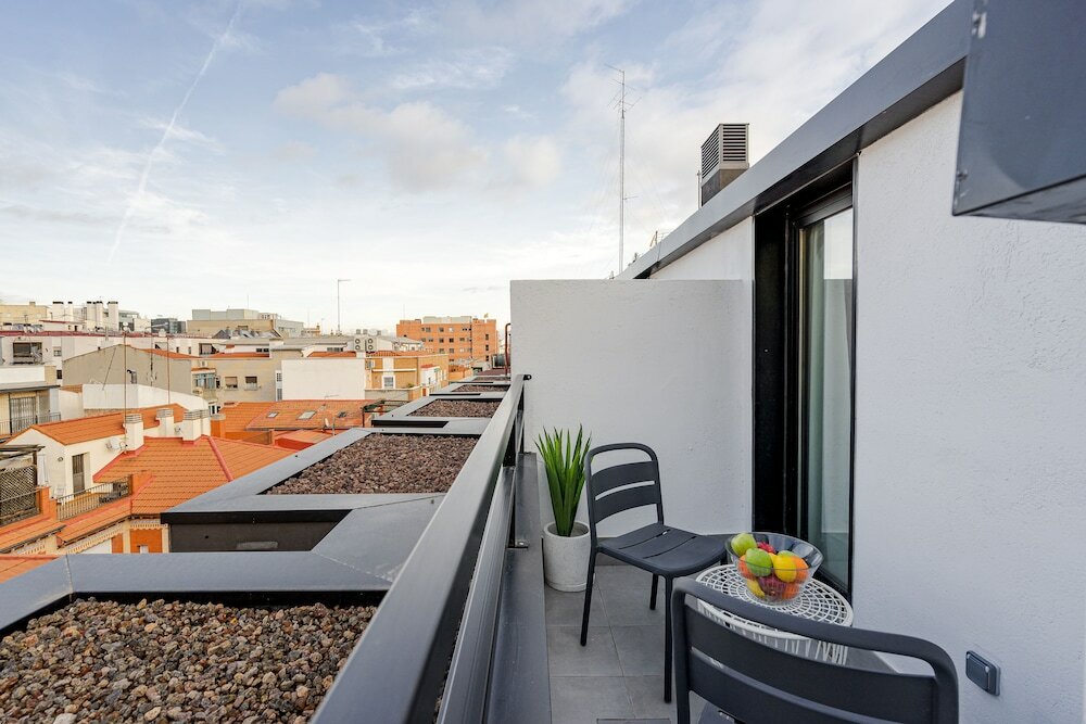 Фото Feelathome Ventas Suites