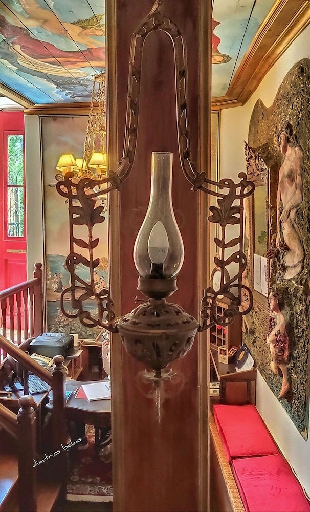 Фото Ilion Hotel Suites