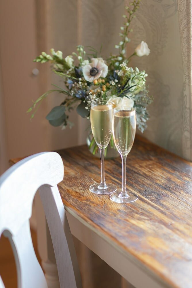 Фото Crabtree's Kittle House Restaurant & Inn